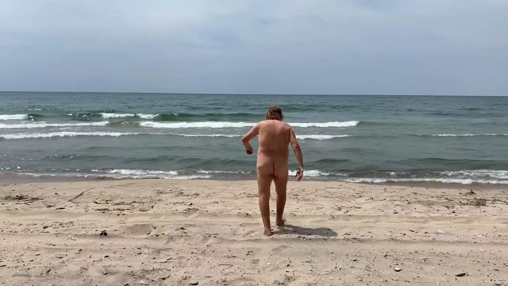 Lake Ontario posted by nudestofall