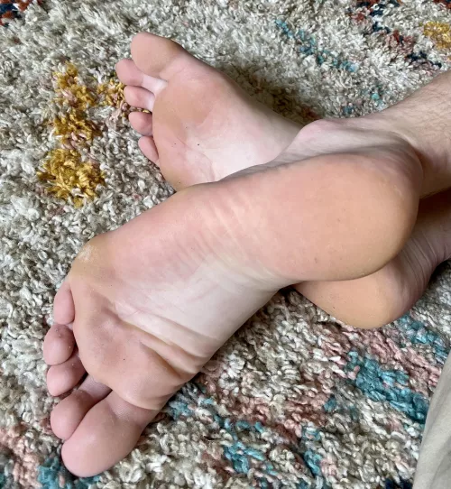 Landed safely in Dallas. Back to reality which means you paying constant attention to my feet. by BlondeBoyFoot