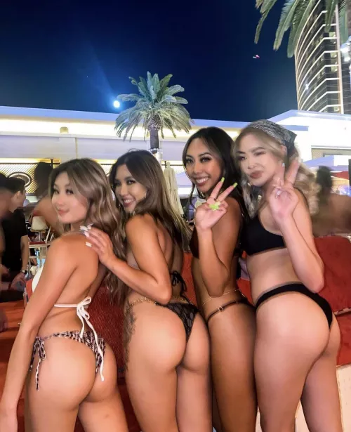 Las Vegas Booty Club by nickhanes3