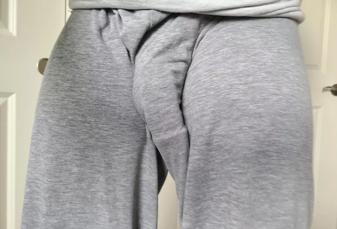 last day to show off my gray sweats posted by justherefor_fun187