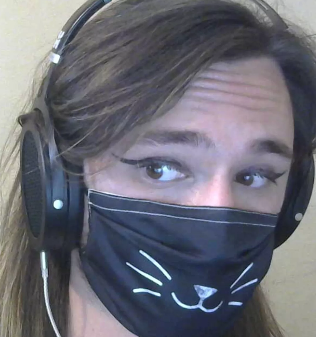 Last mascara test: tried to get an angle that showed the lashes a bit better posted by CatboyBiologist