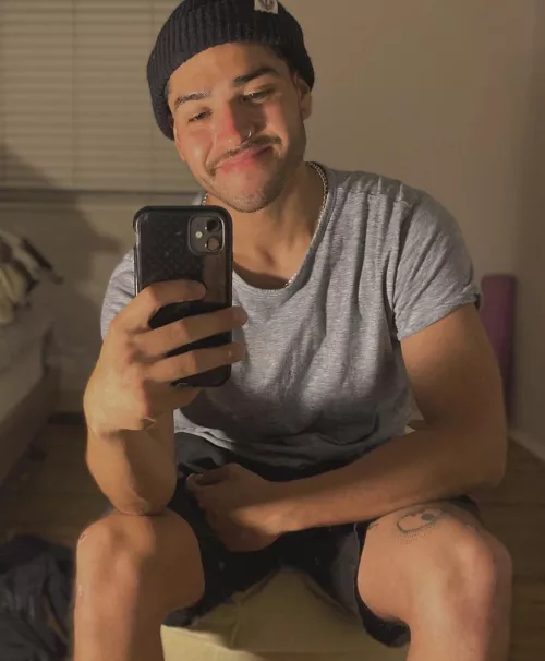 Late night smile [25] by Thicknhung9669