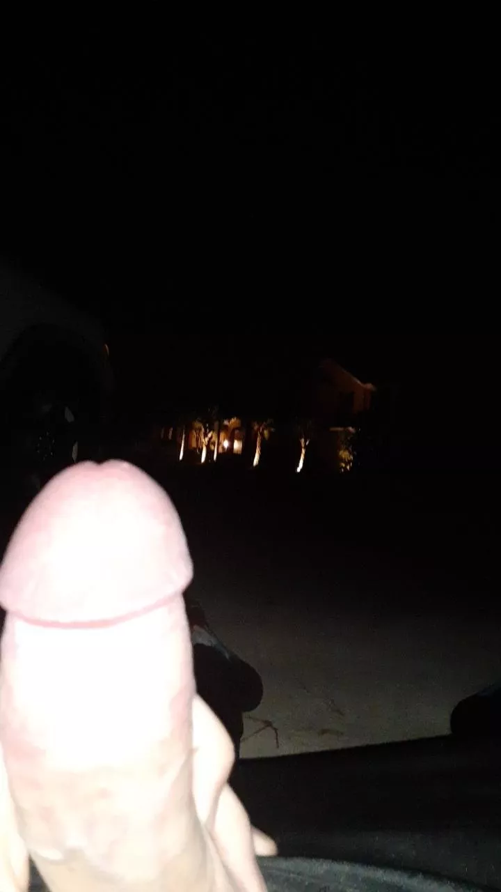 late nights outside posted by loofthefis