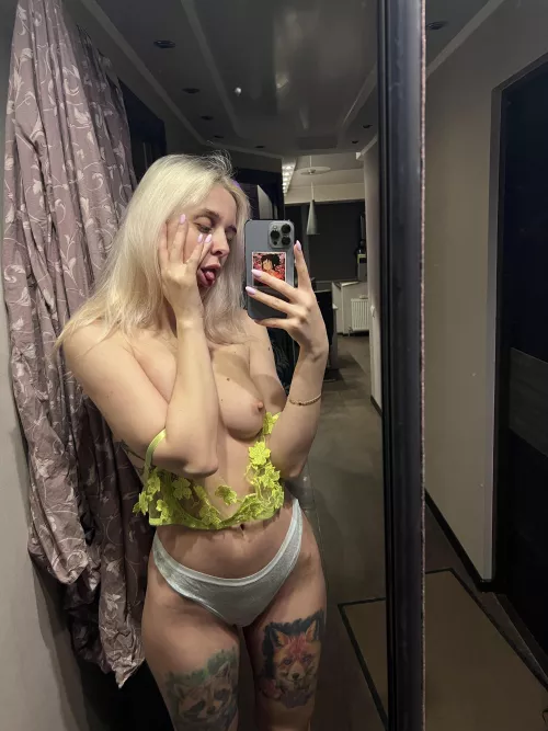 Latina Mami Getting One Off 🔝 by Dhonata10