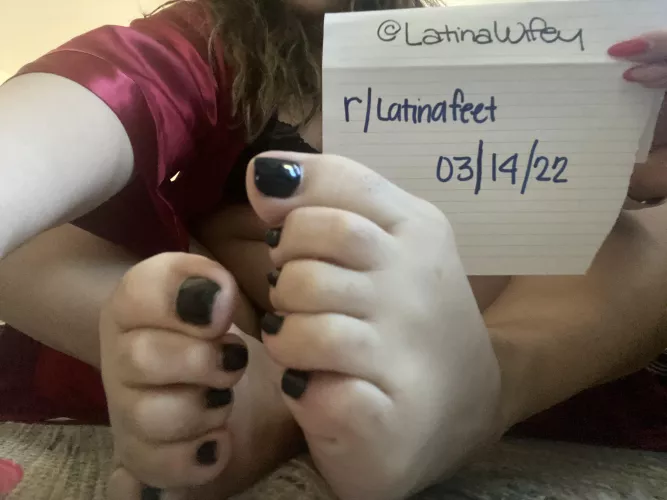 Latina Pretty size 8 by latina_wifey