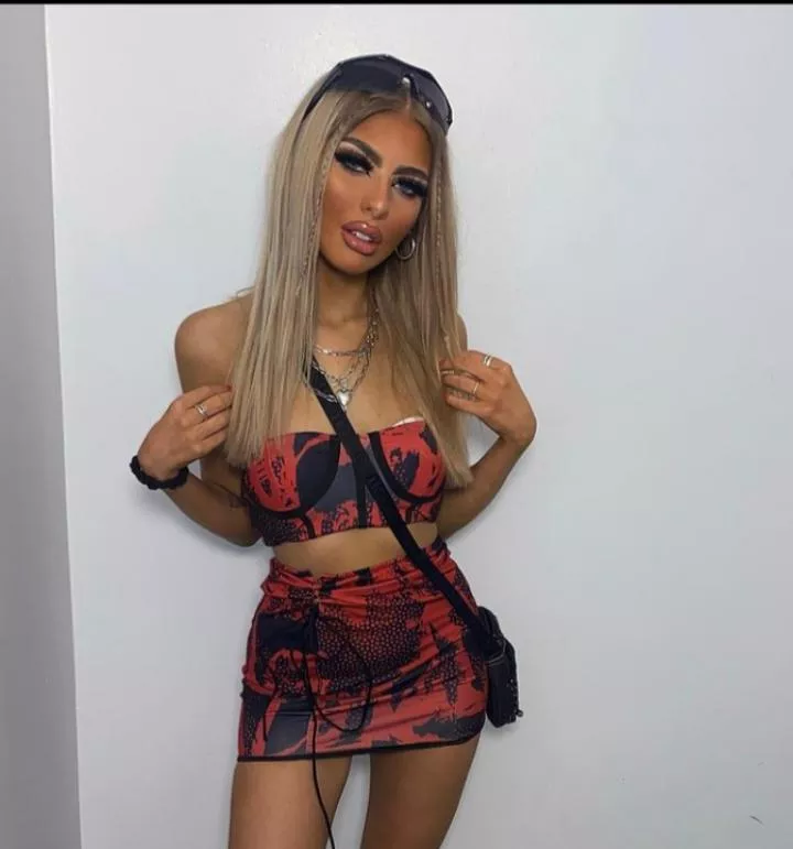 Lauren posted by corruptusextremis