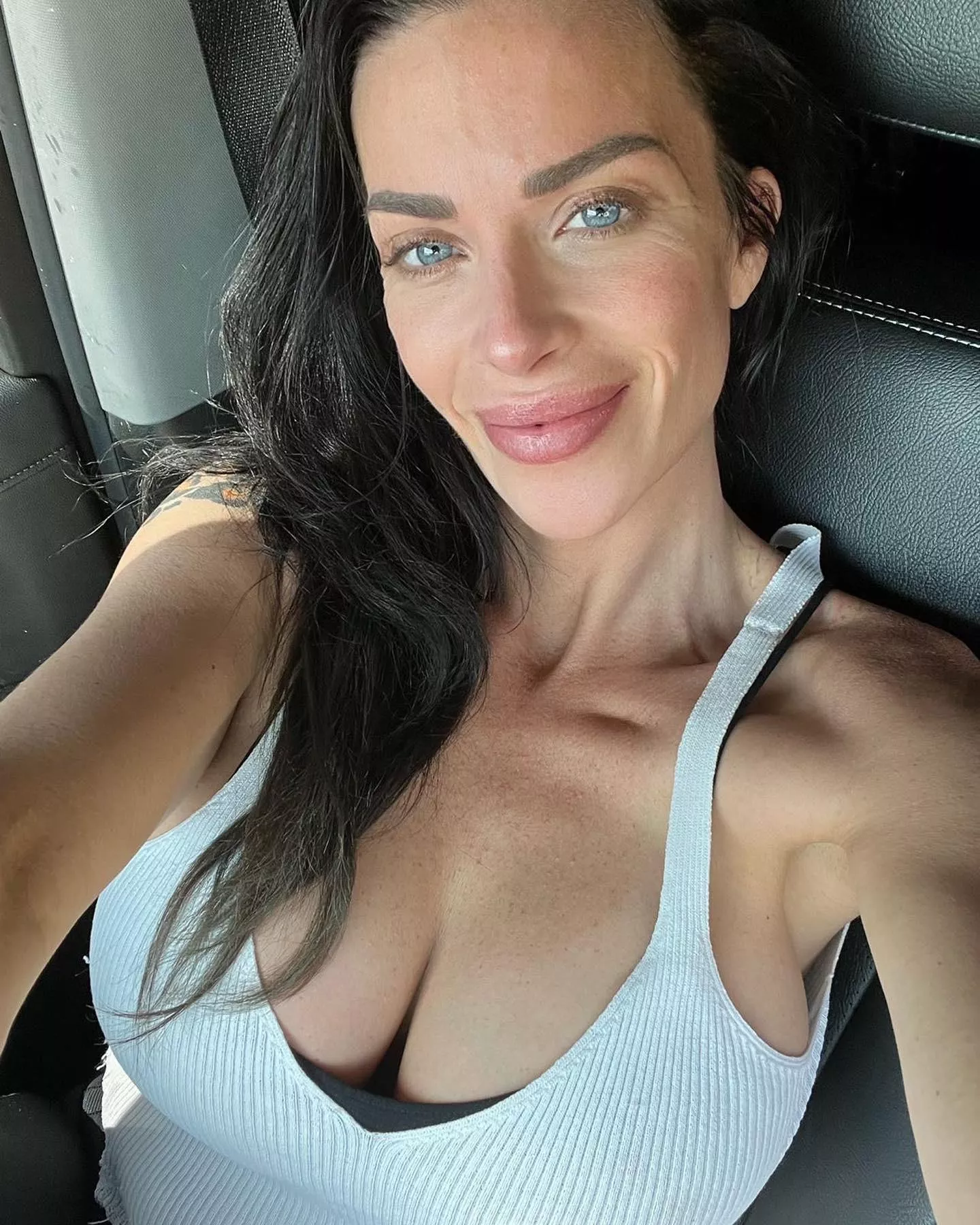 Lauren Sky posted by LGMcbeard