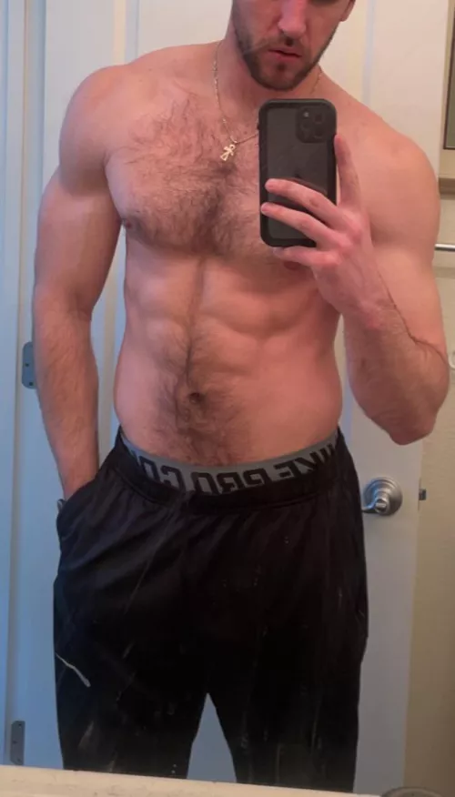 Lazy bonessss 😏 by ProfessorX_69