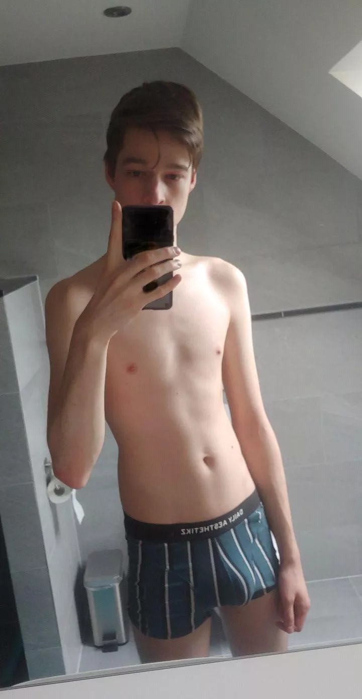 Lazy days posted by Nozzle3466