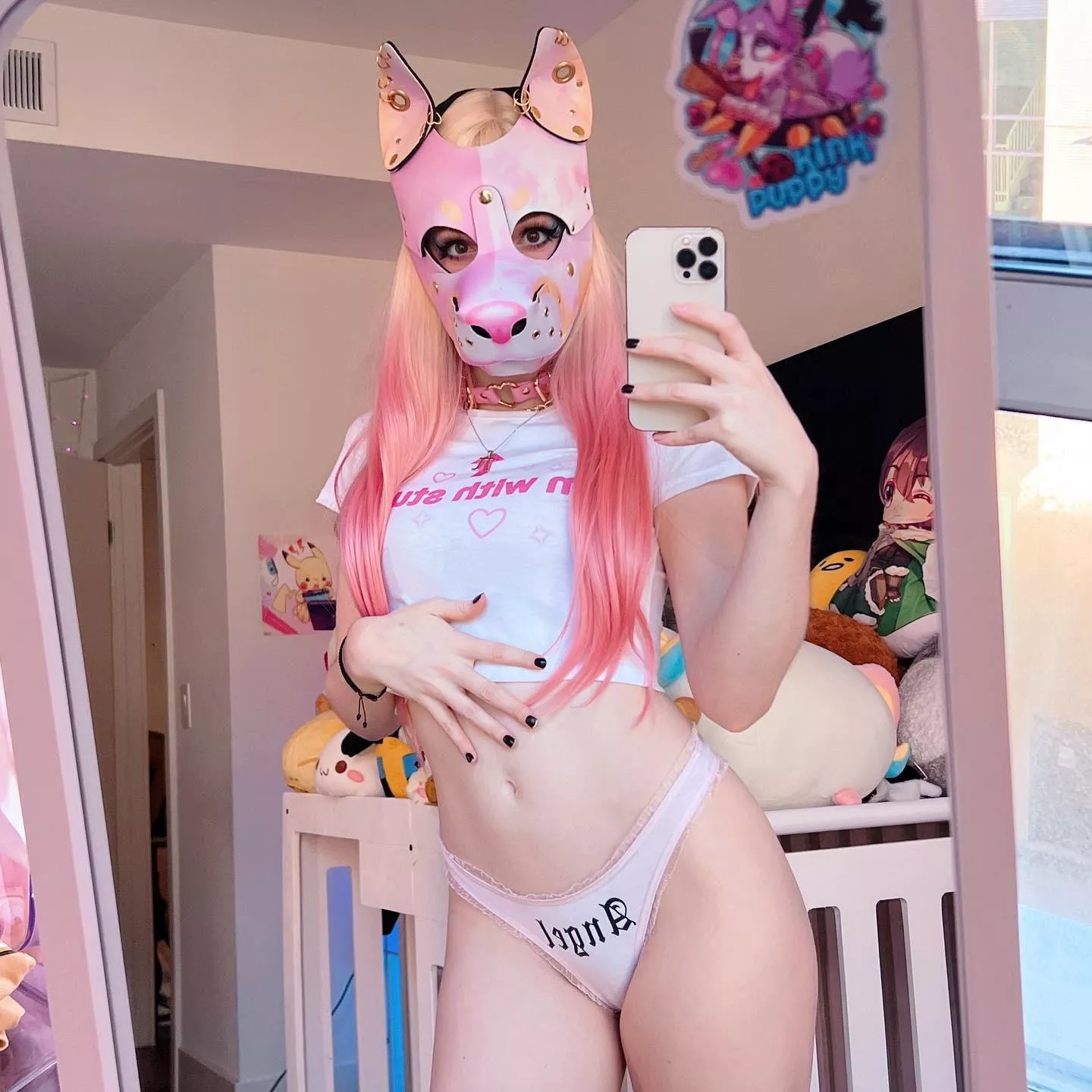 Le bark, le woof, le suck ur dick posted by lanabeee