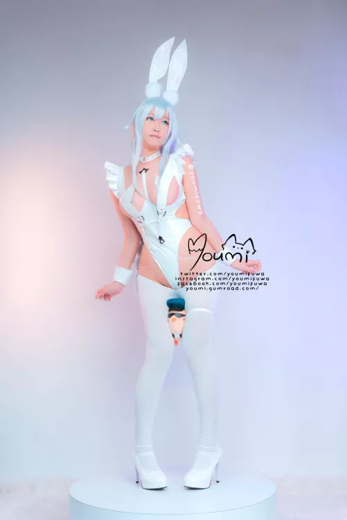 Le Malin Bunny Cosplay by @youmifuwa by Youmi_Fuwa