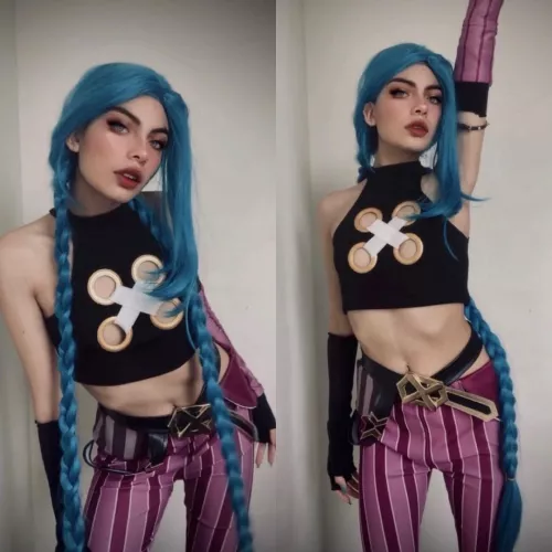 League of Legends Jinx Cosplay by @xblackkittenx_ by -Cosplaysky-
