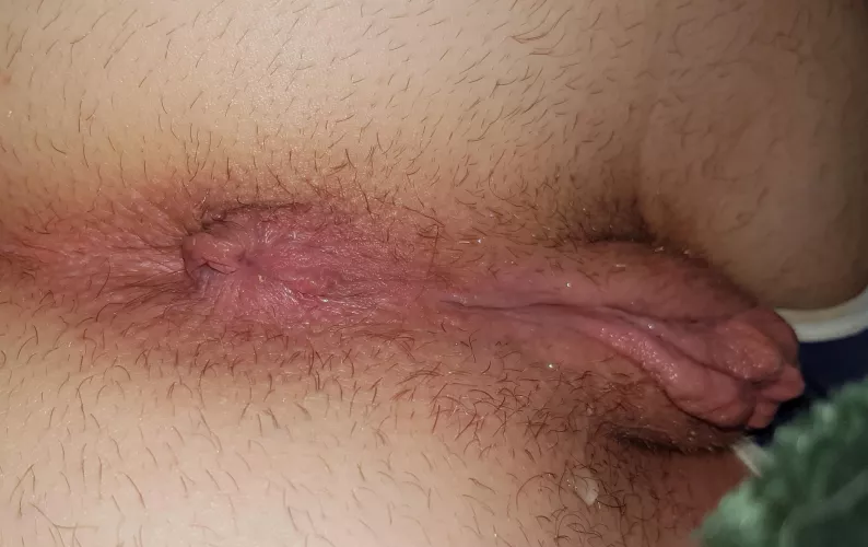 leaking by Goblinbitchboy