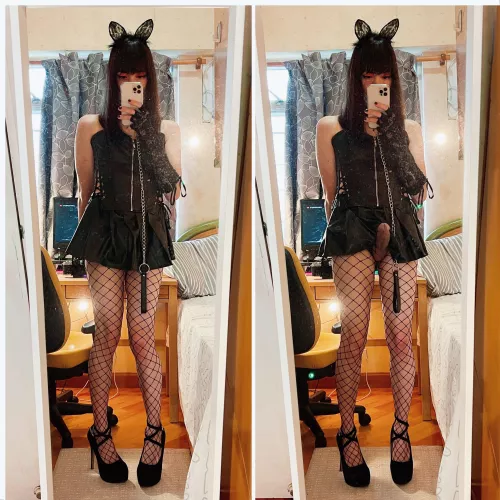 Leash me and fuck me on the street🖤 by Strawberry_moonshine