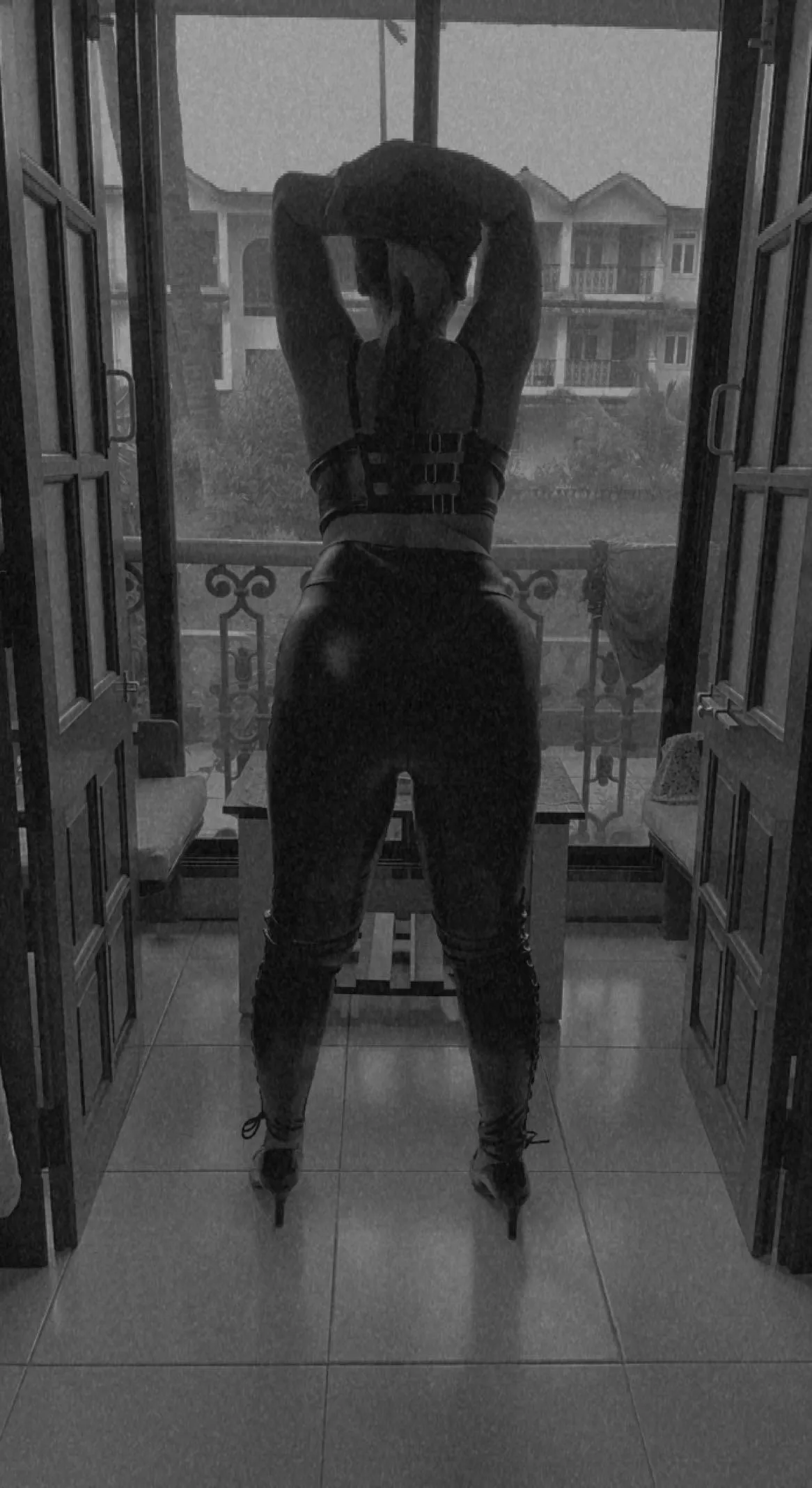 Leather looks good on me? 😬 Sofia here [F] posted by lustyananya