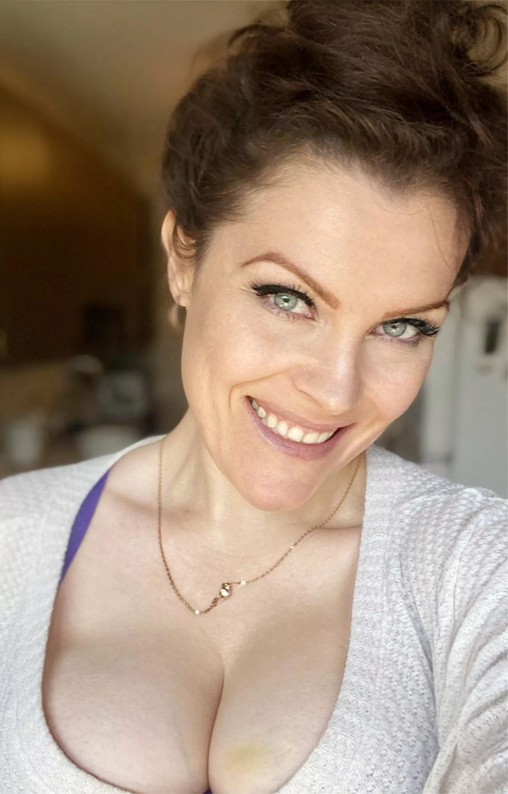 Leave it to cleavage ;) (37F) posted by speaking_moistly