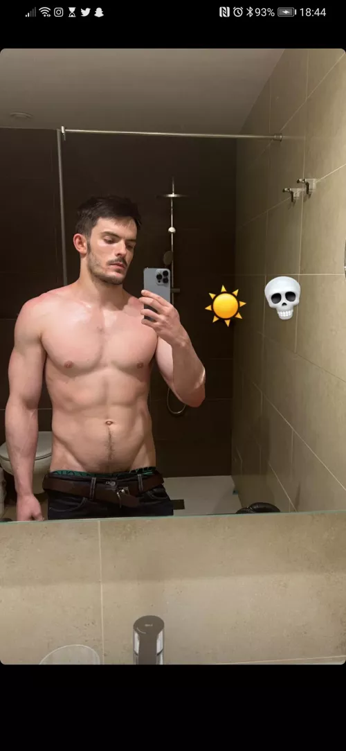 Lee Dawson on story by liammgam