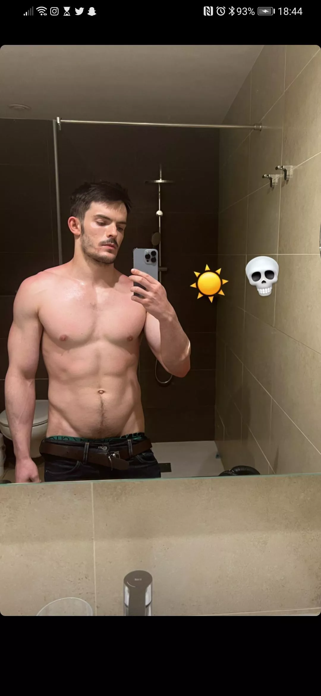 Lee Dawson on story posted by liammgam