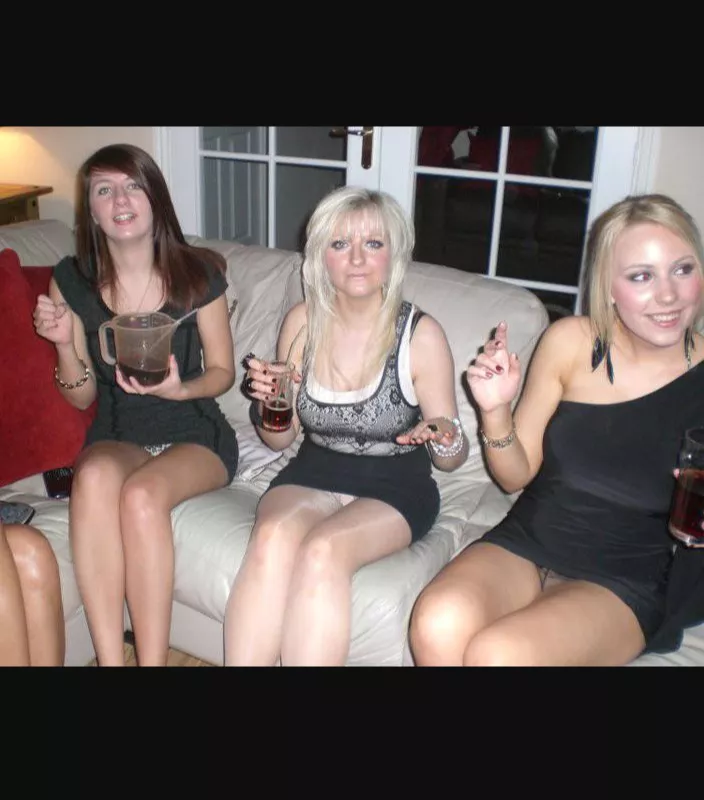 Left is obviously a big drinker posted by Chaturbater1