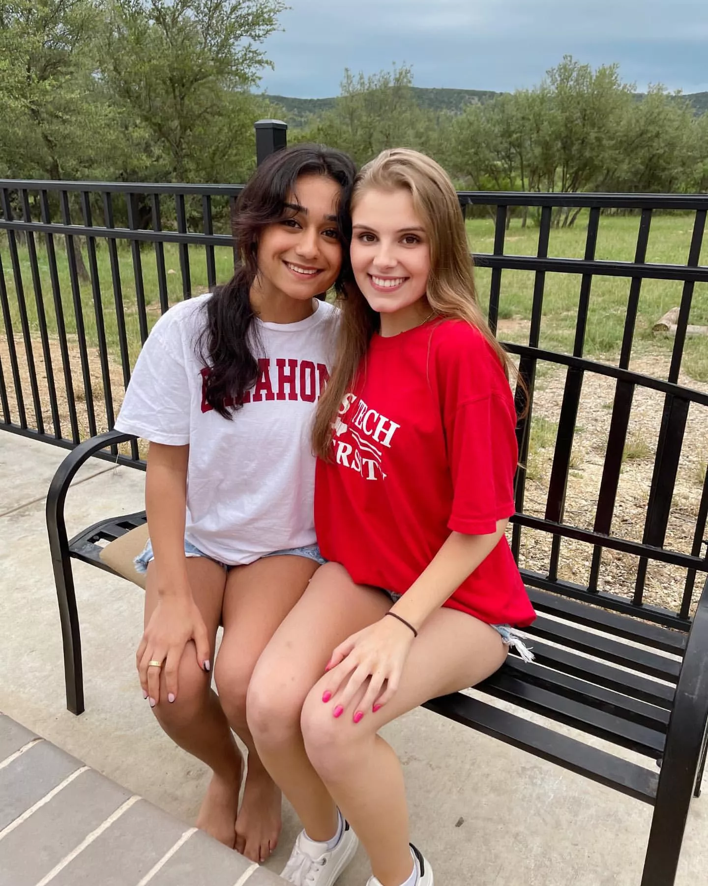 Left or right? posted by ringstarz123