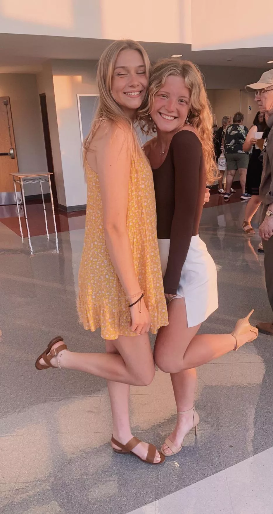 Left or Right?? posted by RoyalOnionEmperor