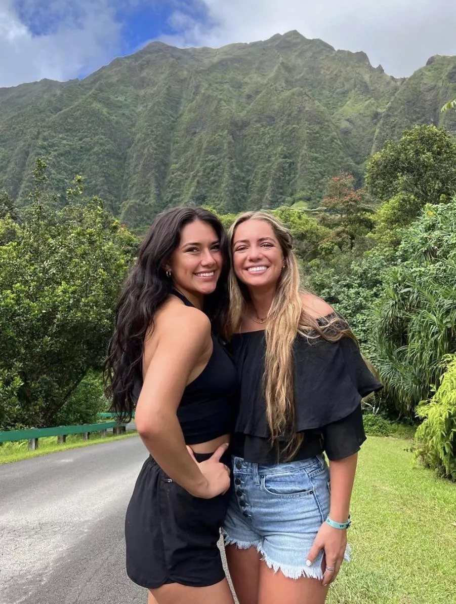 Left or right posted by Zealousideal_Fan9838