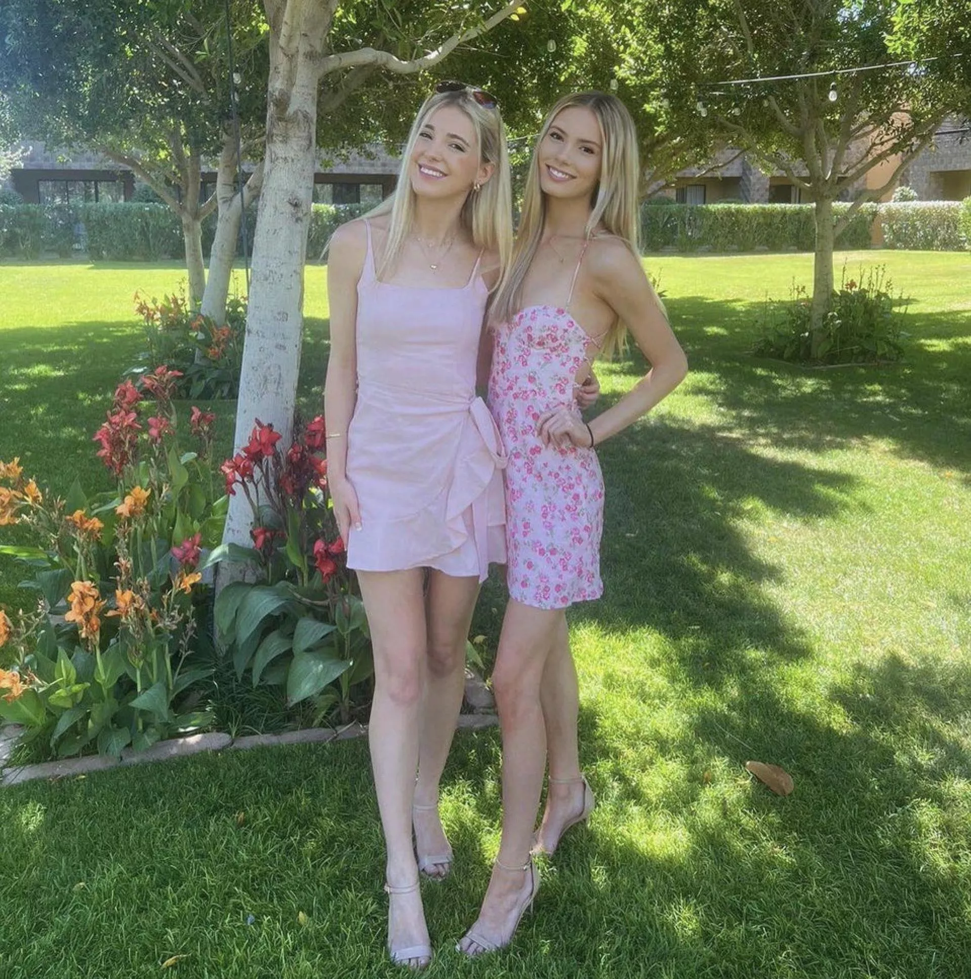 Left Or Right? posted by Heretostay25