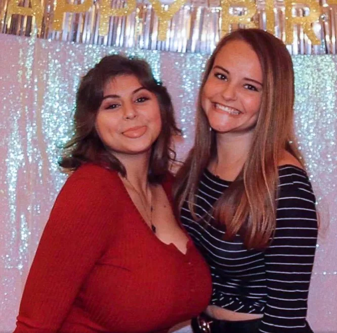 Left or right posted by Chaturbater1