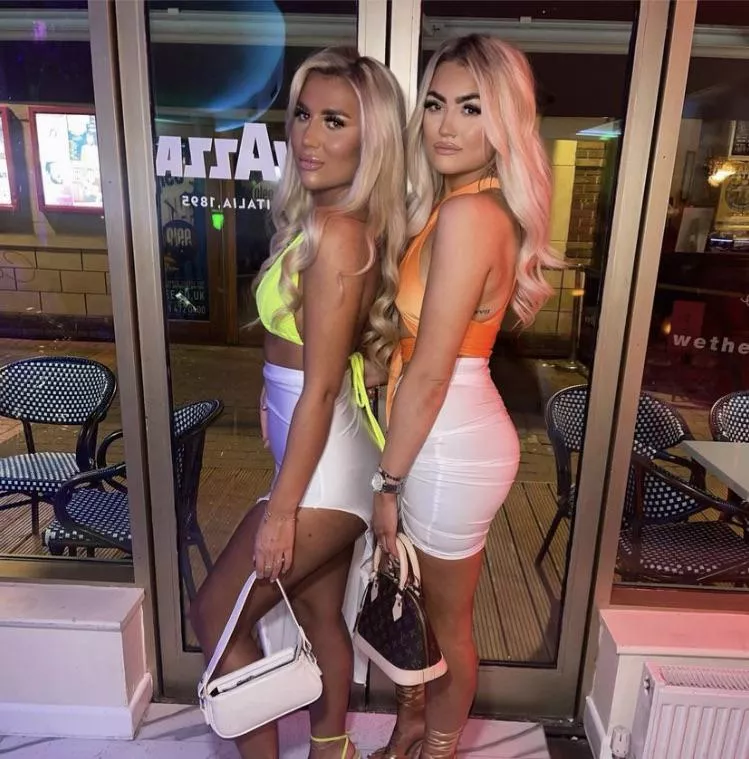 Left or right 👀 posted by Green_Network_6536