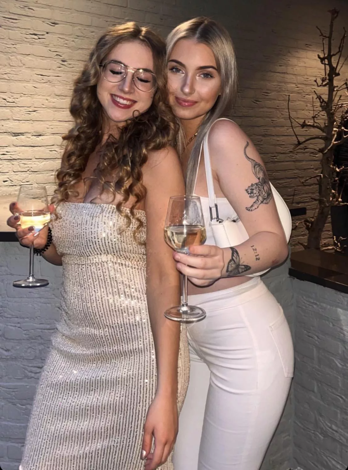 Left or right posted by Zealousideal_Fan9838