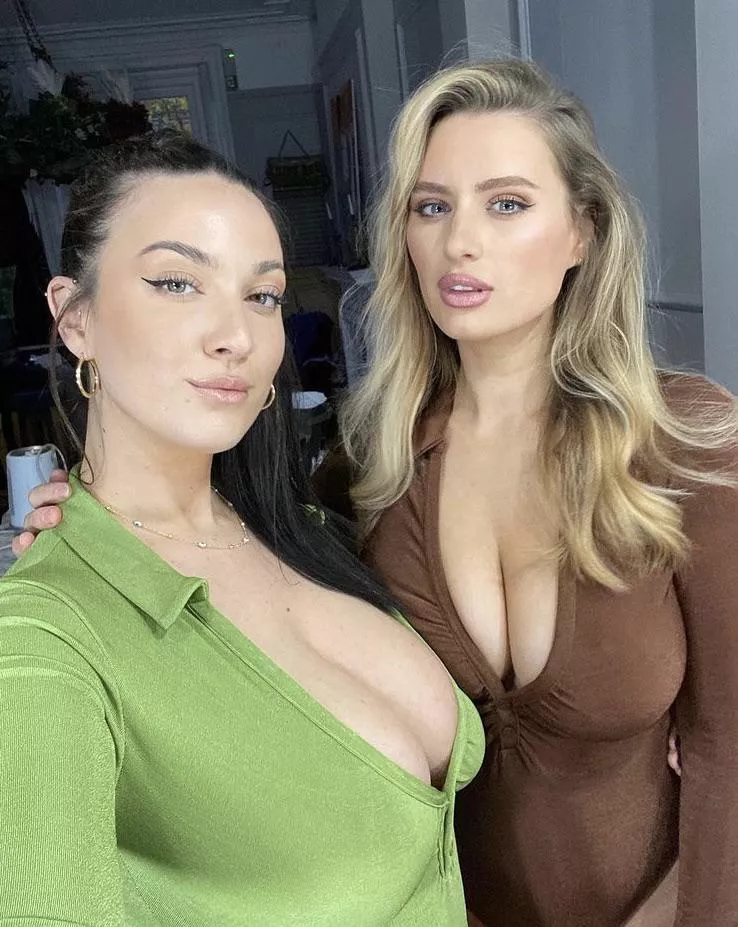 Left or right posted by celebhardon