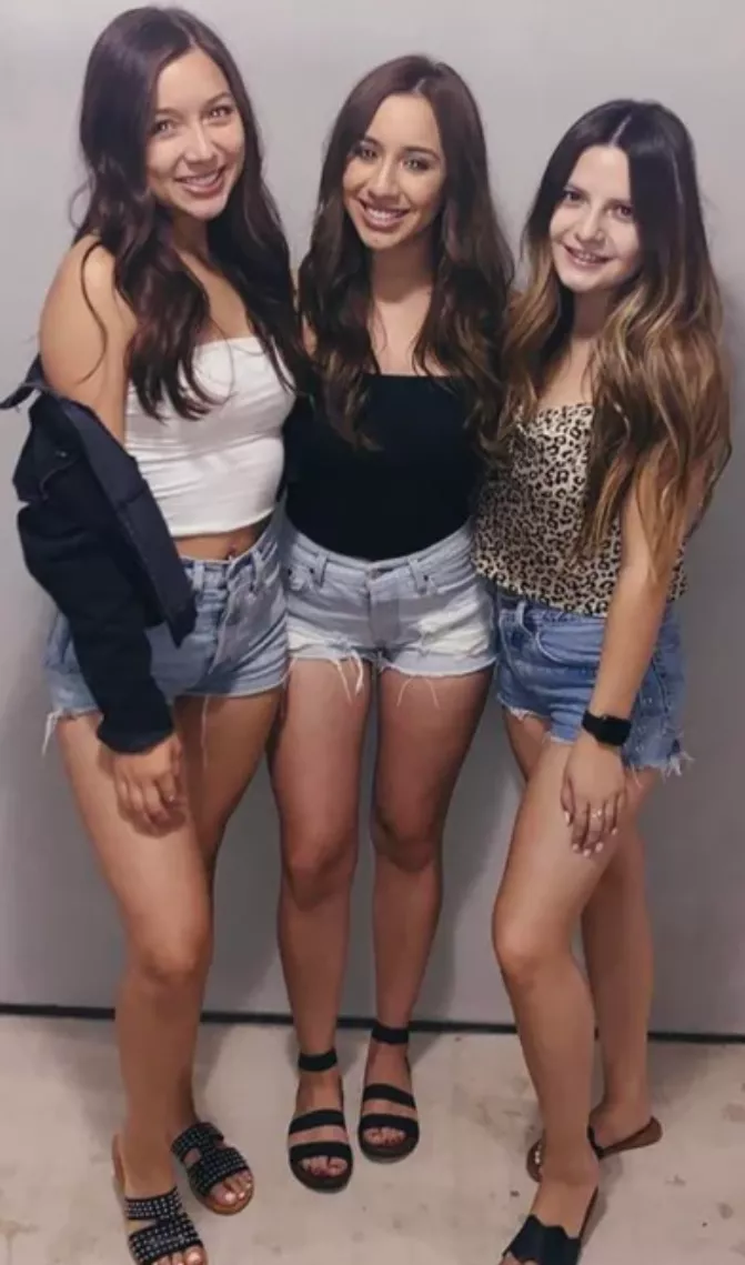 Left to right going down posted by Chaturbater1