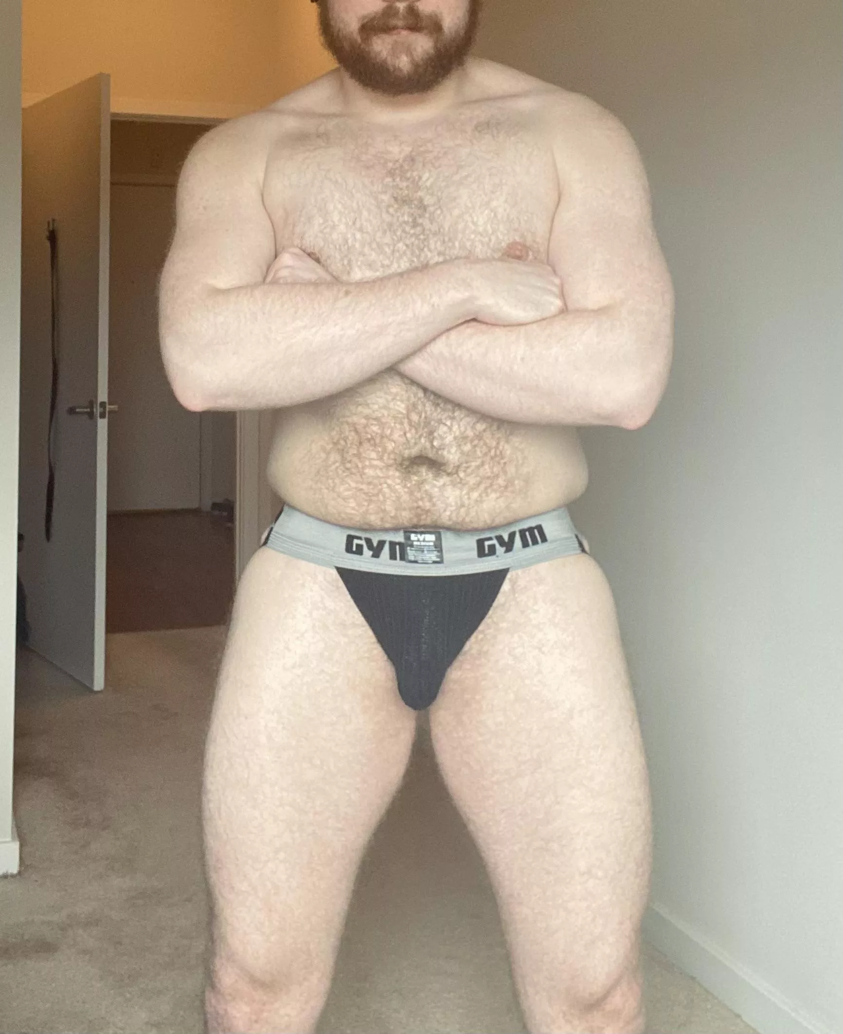 Leg day 🥵 posted by throwawaycub897