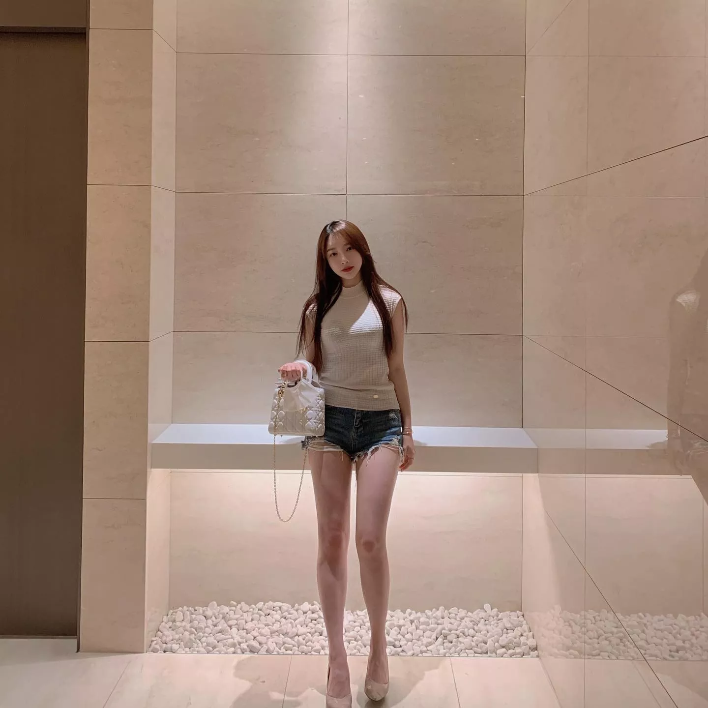 Leggy in shorts posted by Majestic_Painter8660