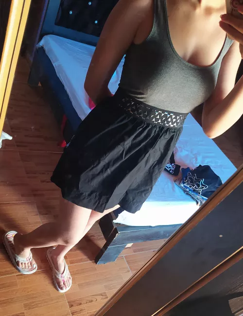 Legs by naughtyjojo1008