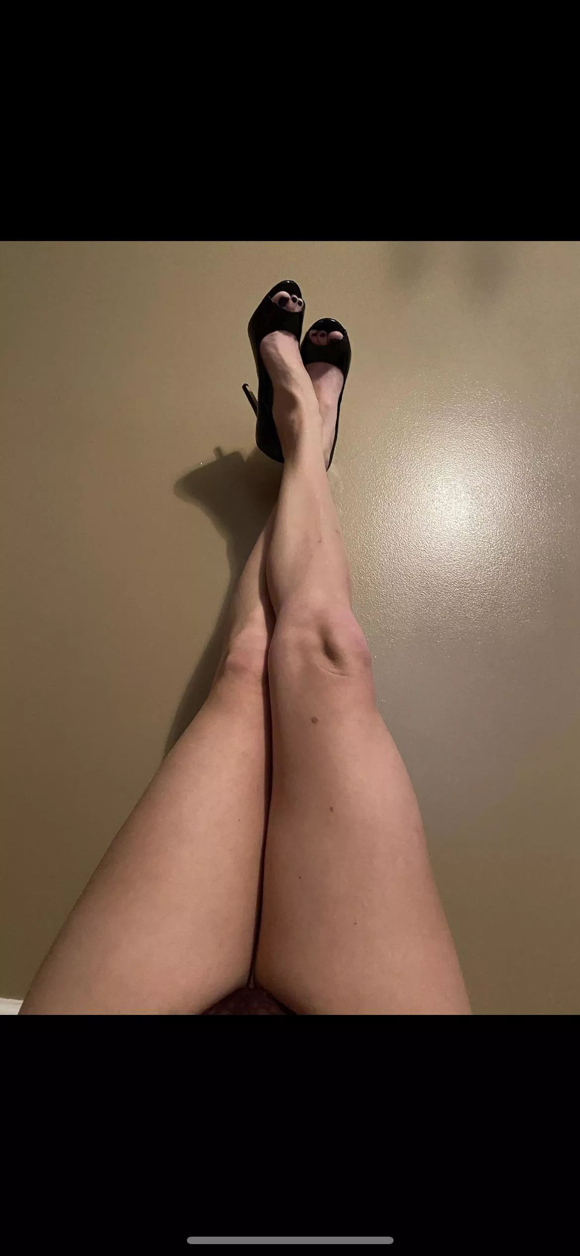 Legs for days posted by thatgirlthere1991