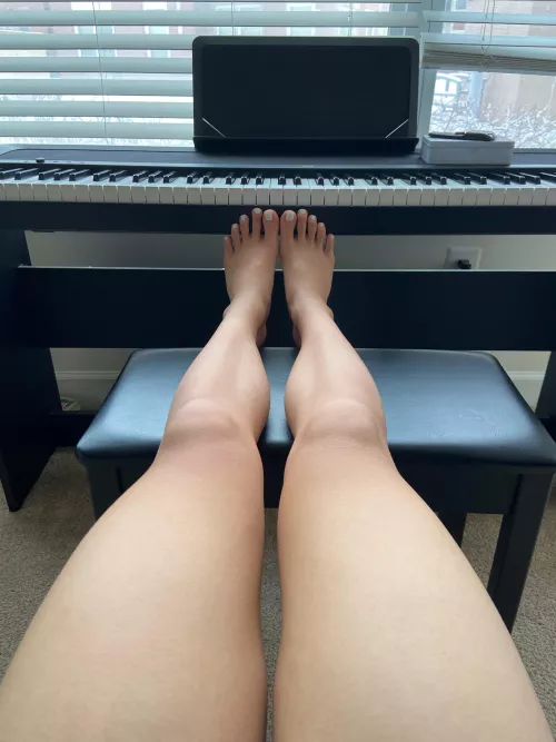 Legs for you to admire by MagicalKittyyyy