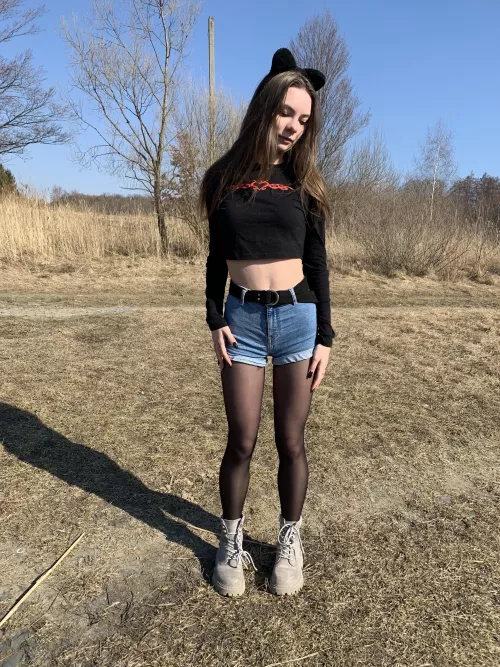 Legs of 🐱 in pantyhose by Formal_Way_9966