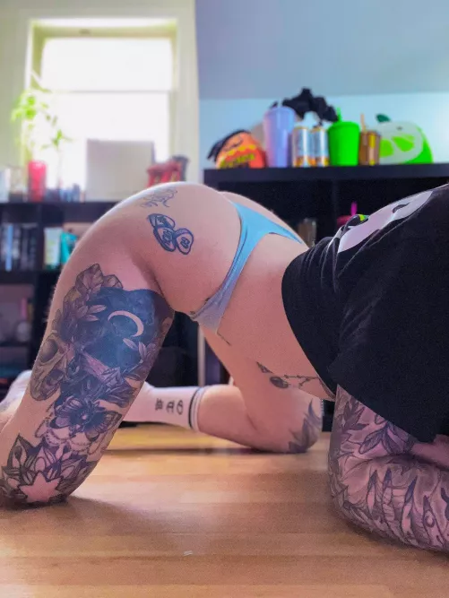 Lemme be your hangover cure || 0 F @ VIFOXXOX .. k ! k rawpritty or telegram vifoxx [selling] by Vifoxx