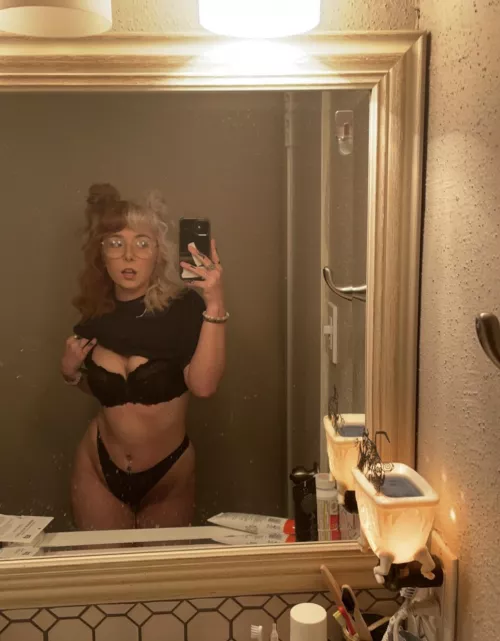 lemme kiss you 🥺 by peachyqueennxo