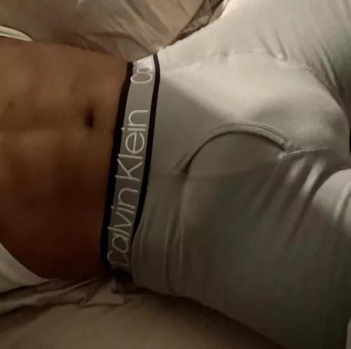 Lengthy in the Calvins by rykle_