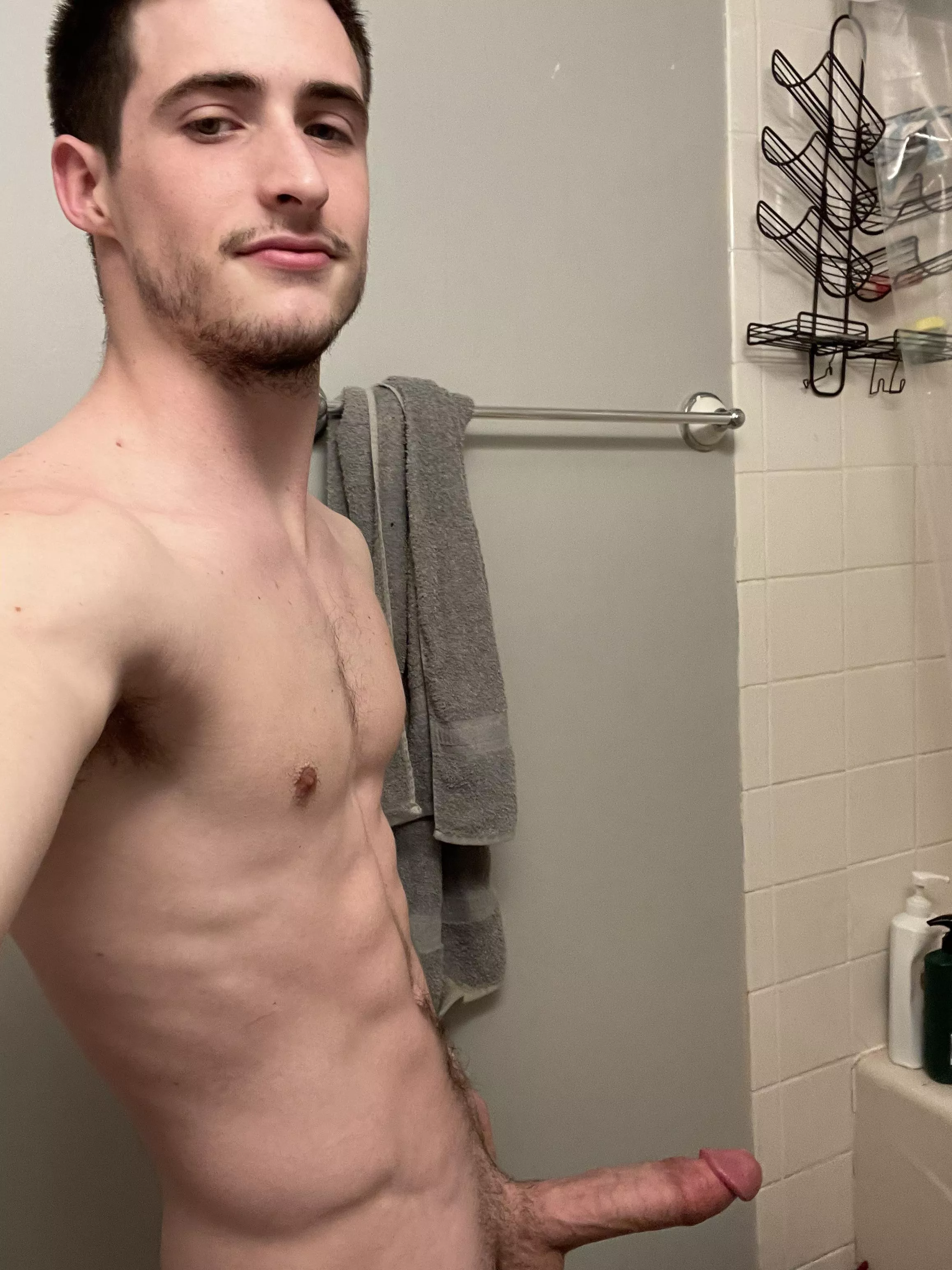 Let fuck on this beautiful Friday! posted by MaxPriceOF