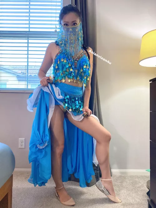 Let me be your Arabian belly dancer tonight by AsianVixen4U