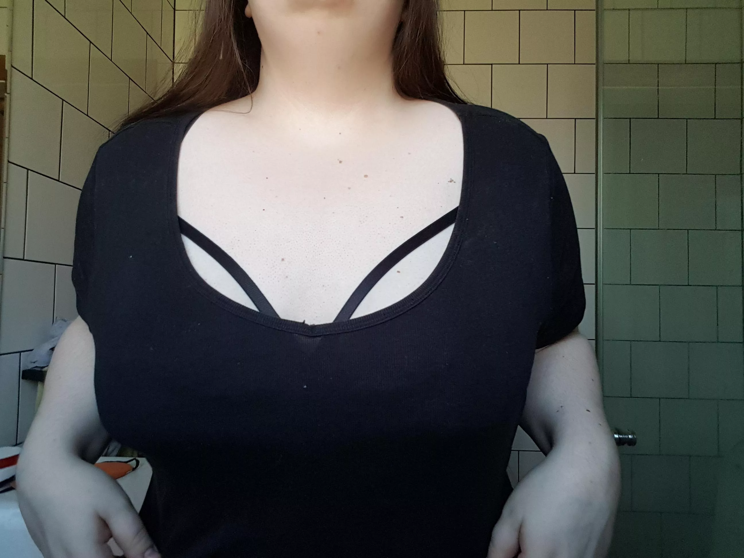 Let me guess...you're a mommy's boy 💜 you just give off major beta vibes x [domme] [OC] posted by baby_gezzy21