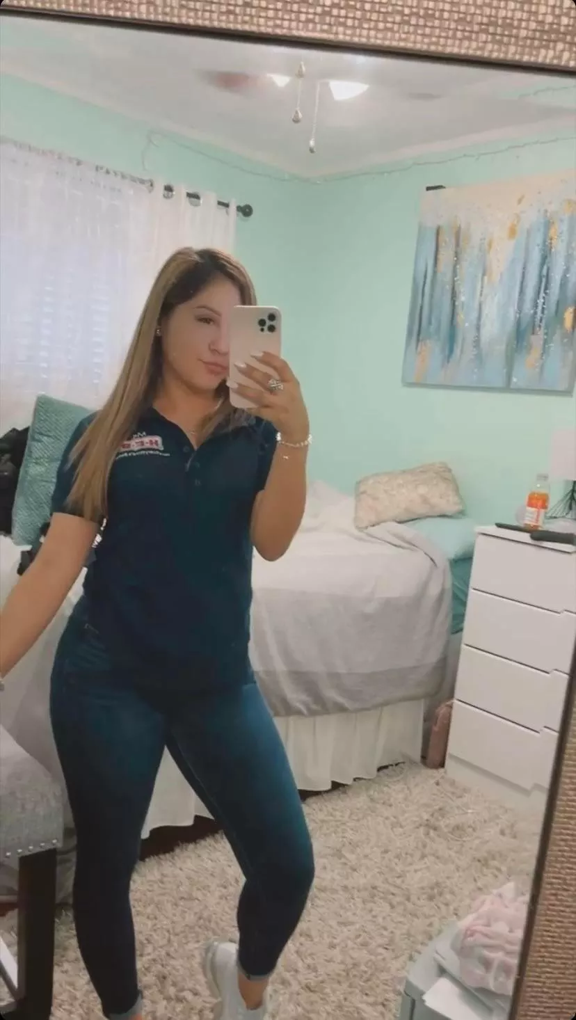 Let me help you :) 28[F] posted by cum44meplease