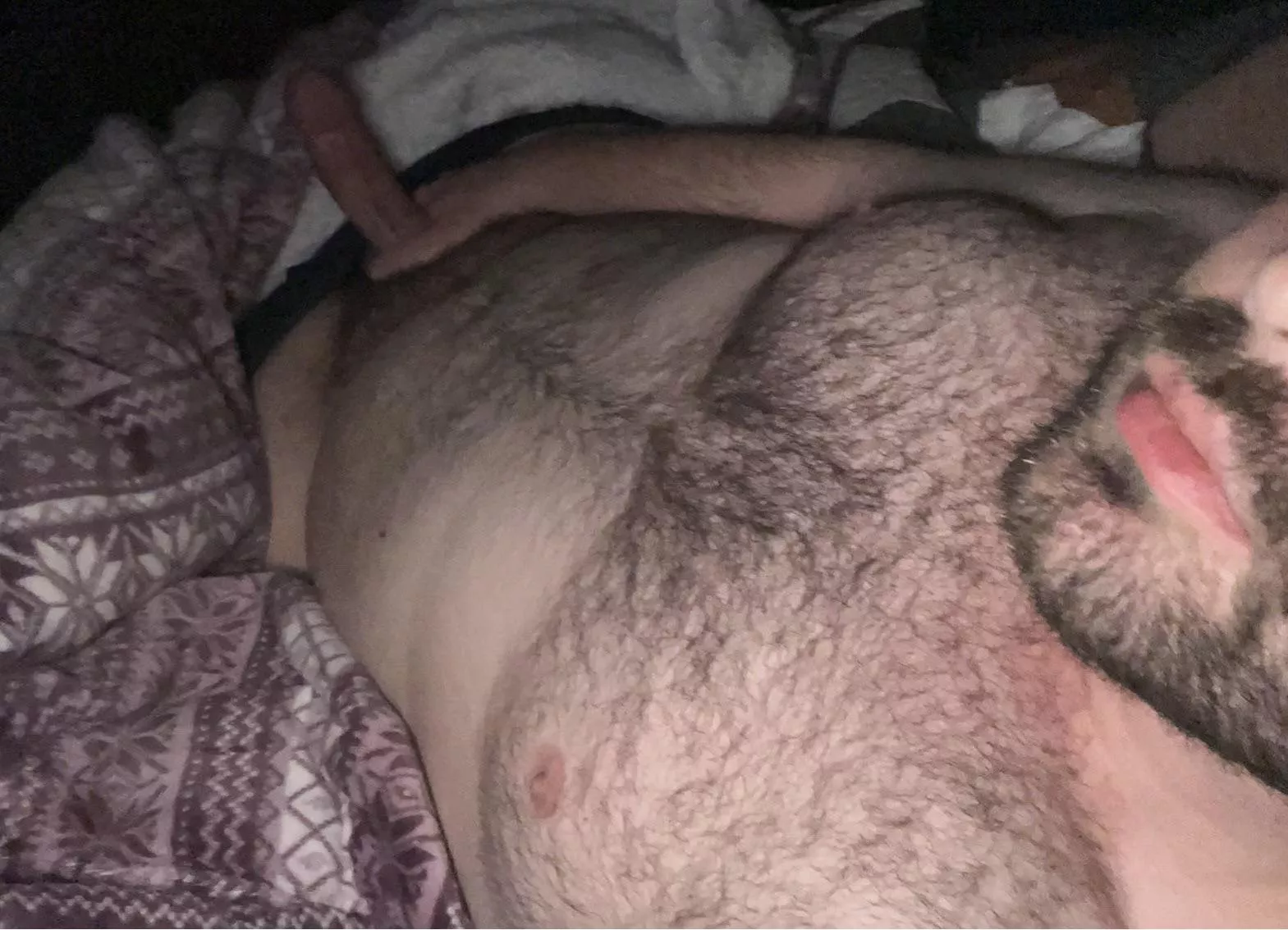 let me make you happy 🐻 posted by wenndrexel