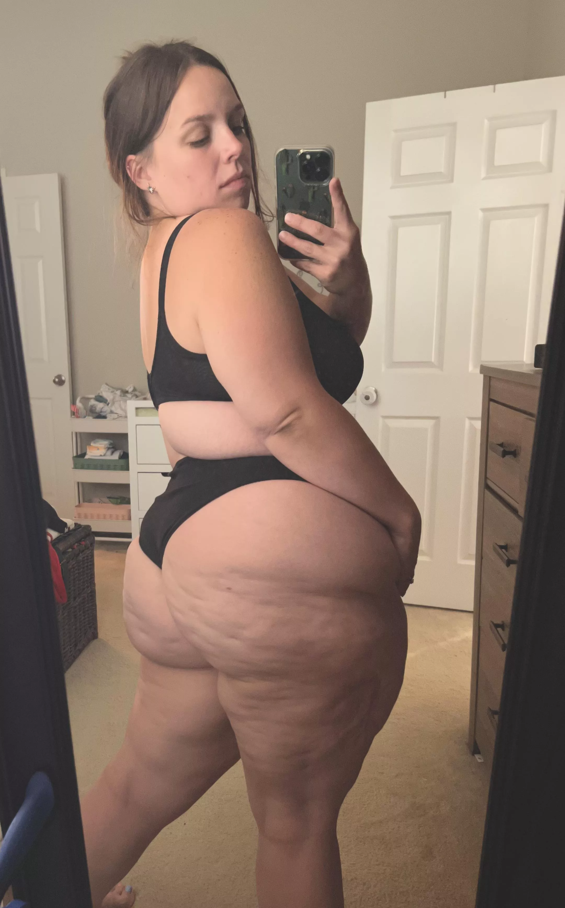 let me smother you 😈 posted by mommagerth