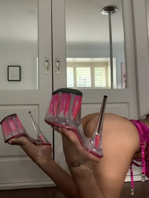 Let me step on you by Hopoti