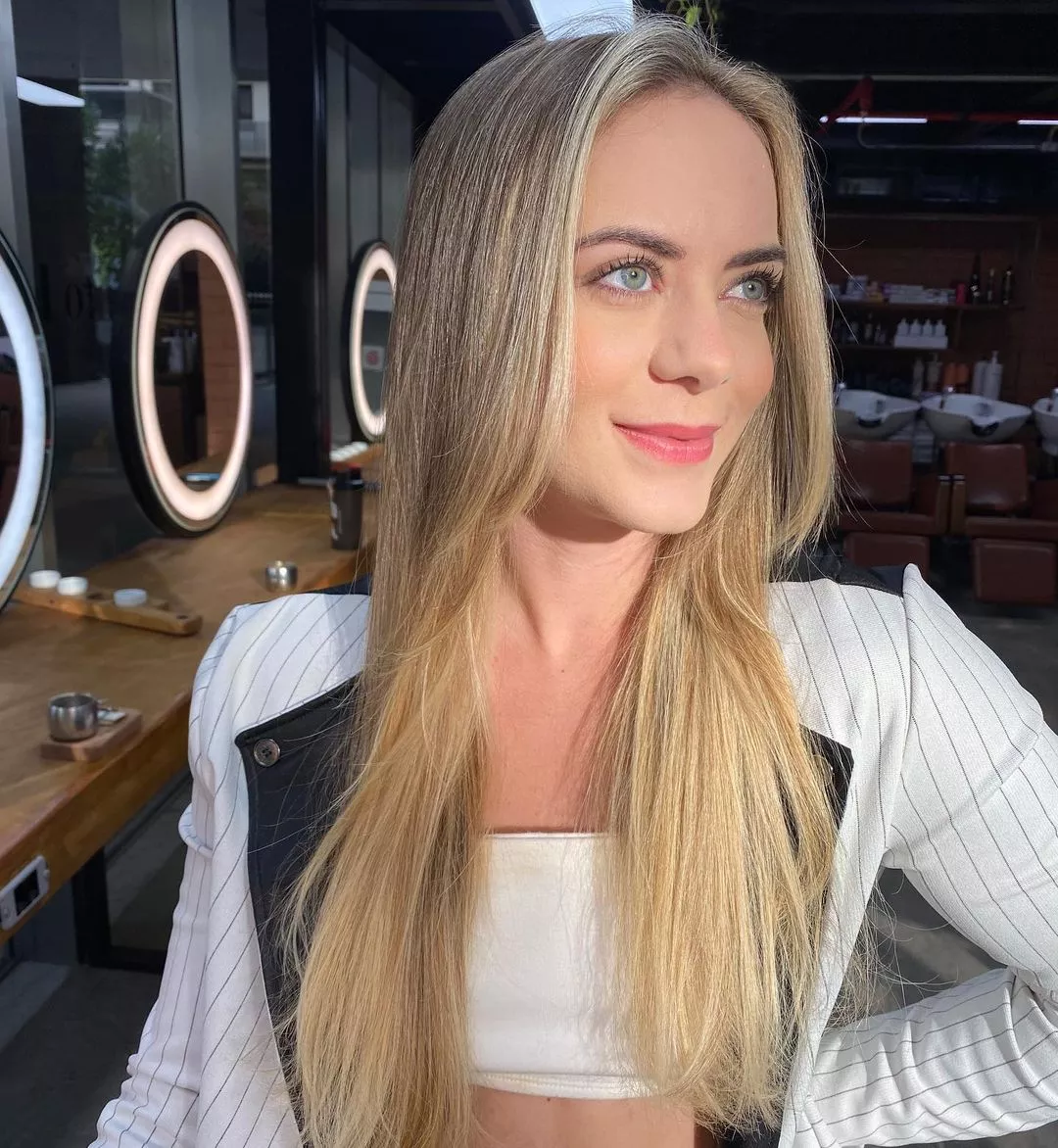 Leticia Medina posted by GlamMetalLion