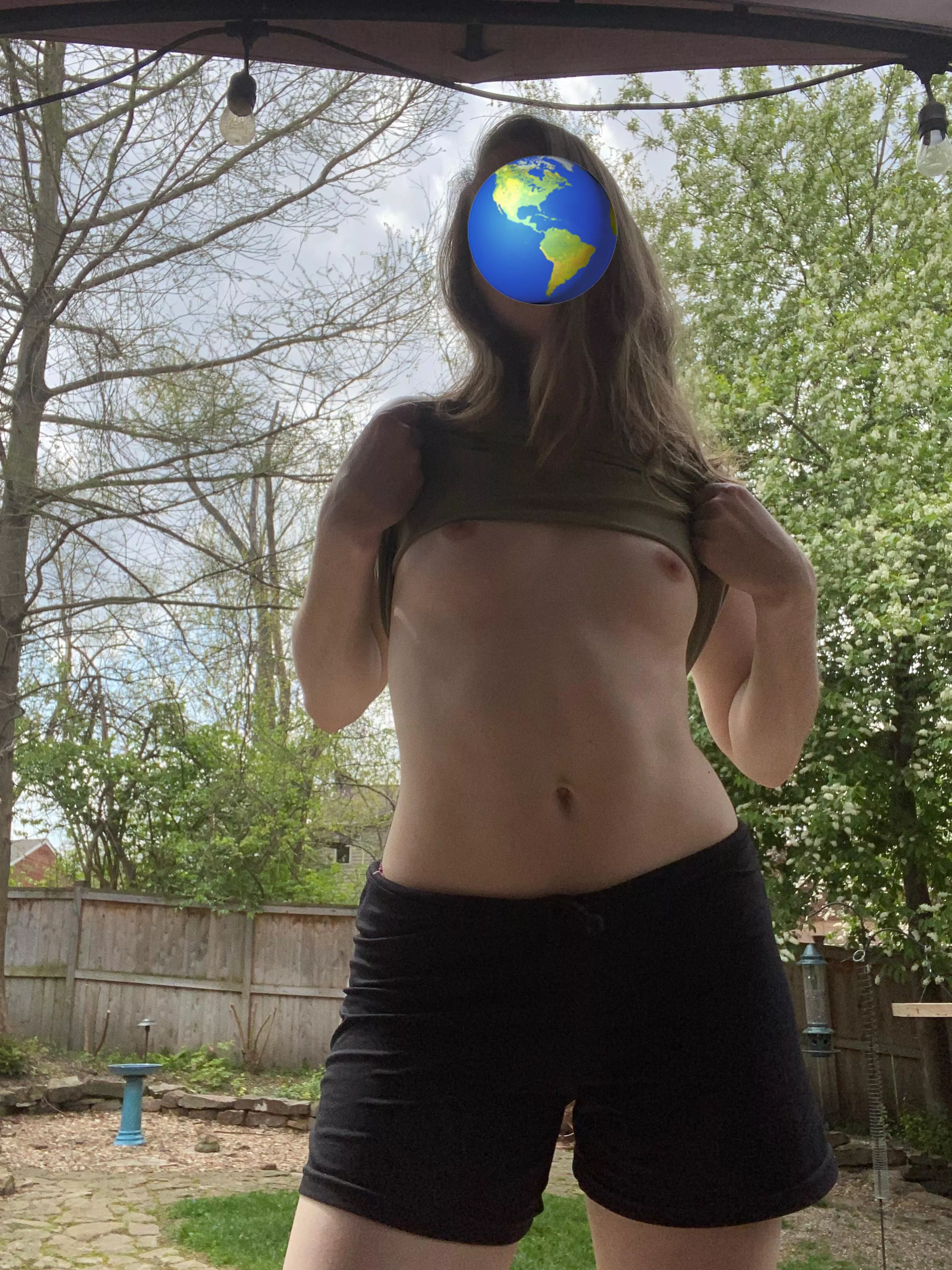 let’s be naughty outside ;) posted by petitepassion